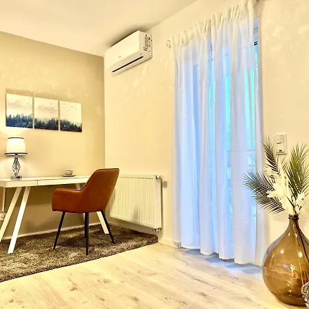 Lejlighed Mein Apartment, Forest View Mit Balkon Und Klima, Bis 10 Personen