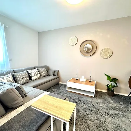 Mein Apartment, Forest View Mit Balkon Und Klima, Bis 10 Personen バート・クロイツナハ