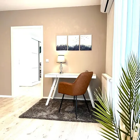 Mein Apartment, Forest View Mit Balkon Und Klima, Bis 10 Personen