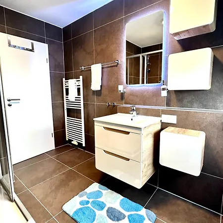 Mein Apartment, Forest View Mit Balkon Und Klima, Bis 10 Personen アパート バート・クロイツナハ