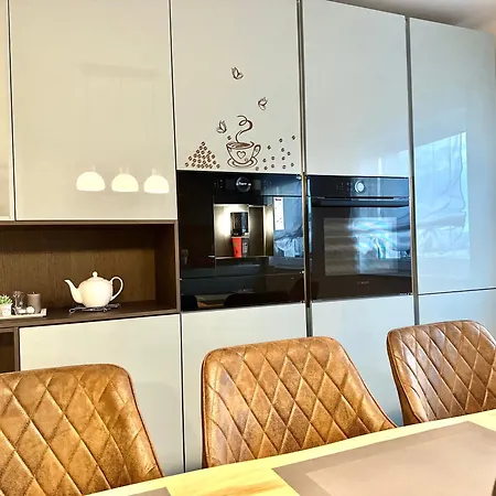 Mein Apartment, Forest View Mit Balkon Und Klima, Bis 10 Personen *