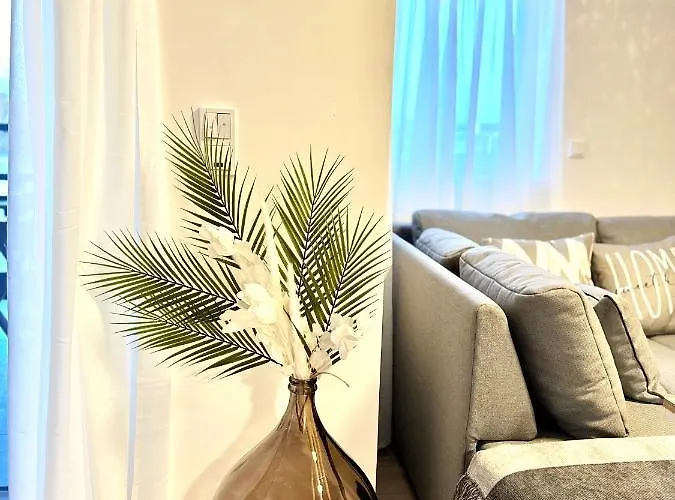 Mein Apartment, Forest View Mit Balkon Und Klima, Bis 10 Personen バート・クロイツナハ