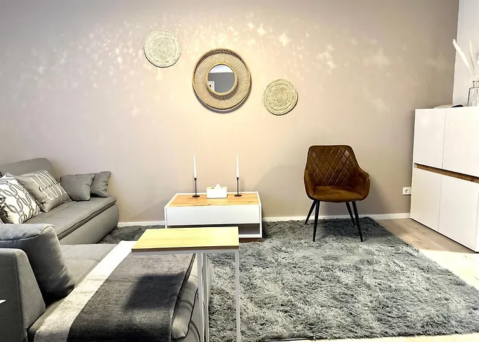 Mein Apartment, Forest View Mit Balkon Und Klima, Bis 10 Personen アパート